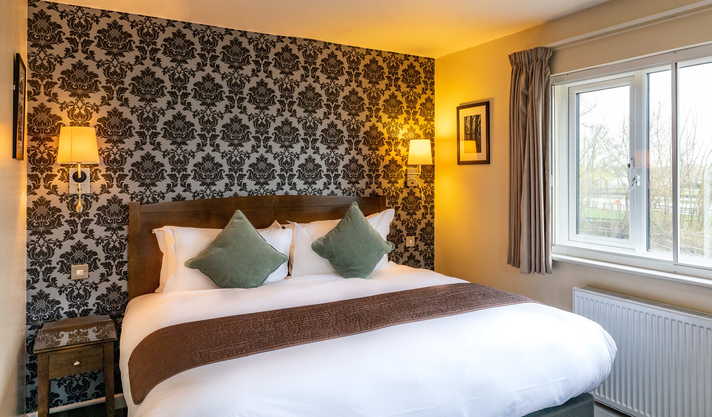 Bedrooms The Bridge Hotel Chertsey - 